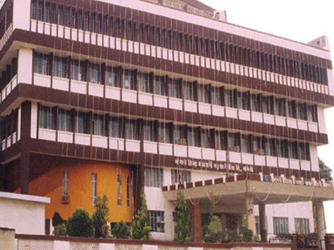 Goa trip on duty canceled, officers hastily replaced; Type in Sangli District Bank | ऑन ड्युटी गोवा सहल नडली, अधिकाऱ्यांची तडकाफडकी बदलीच; सांगली जिल्हा बँकेतील प्रकार  