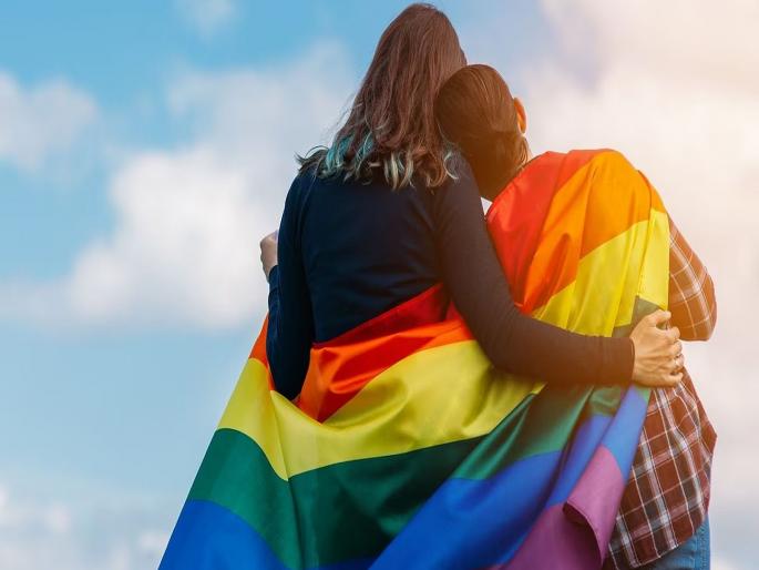 Union Finance Ministry decision on LGBTQ community can open joint bank accounts with their spouses | लग्नाचा अधिकार नसला, तरी संयुक्त बँक खात्याची सुविधा! Union Finance Ministry decision on LGBTQ community can open joint bank accounts with their spouses | लग्नाचा अधिकार नसला, तरी संयुक्त बँक खात्याची सुविधा!