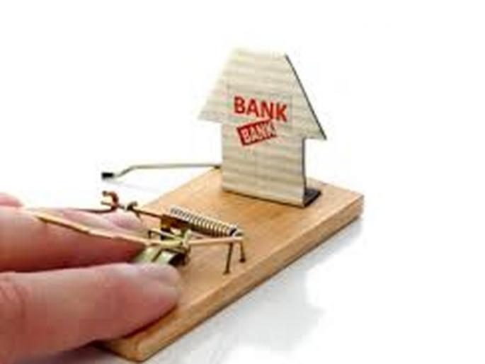 Debt scam; The defendants strive to defend | कर्जाचा घोळ; आरोपींची बचावासाठी धडपड Debt scam; The defendants strive to defend | कर्जाचा घोळ; आरोपींची बचावासाठी धडपड