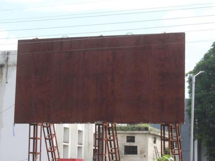 Over four thousand posters, banners deleted | vidhan sabha 2019 : चार हजारांहुन अधिक पोस्टर्स, बॅनर्स हटवले Over four thousand posters, banners deleted | vidhan sabha 2019 : चार हजारांहुन अधिक पोस्टर्स, बॅनर्स हटवले