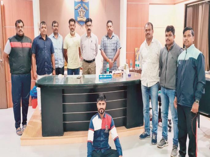 Notorious goon Bunty Raut lodged in Nashik Central Jail | कुख्यात गुंड बंटी राऊत नाशिक मध्यवर्ती कारागृहात स्थानबद्ध Notorious goon Bunty Raut lodged in Nashik Central Jail | कुख्यात गुंड बंटी राऊत नाशिक मध्यवर्ती कारागृहात स्थानबद्ध
