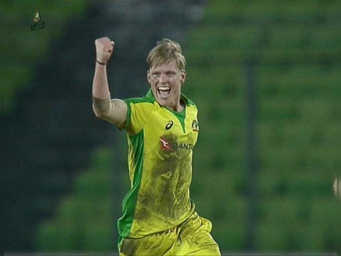 BAN vs AUS : Australia pacer Nathan Ellis gets a hat-trick, First ever bowler to take a hattrick on T20I debut | BAN vs AUS : ऑस्ट्रेलियन खेळाडूनं अखेरच्या तीन चेंडूंत इतिहास रचला, आंतरराष्ट्रीय ट्वेंटी-२०त भारी रेकॉर्ड नोंदवला! 
