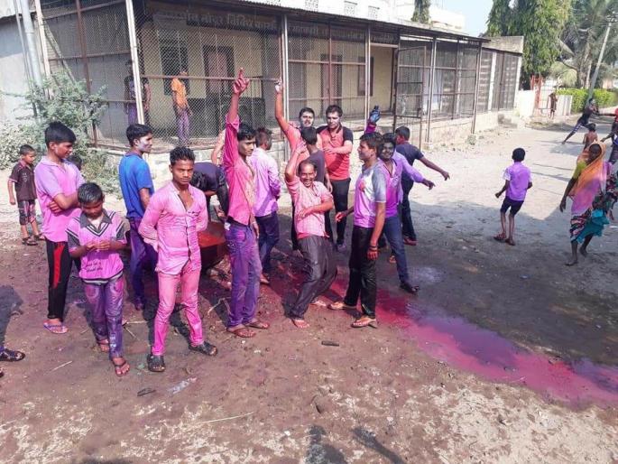 Passengers of Rahuri in Rahuri taluka | राहुरी तालुक्यातील नांदूरमधून चाळीस जावयांचे पलायन Passengers of Rahuri in Rahuri taluka | राहुरी तालुक्यातील नांदूरमधून चाळीस जावयांचे पलायन