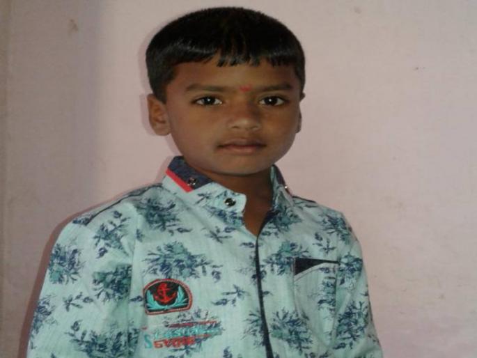 Eight-year-old child death in a Jeep-truck crash on Solapur-Pune road | सोलापूर-पुणे रस्त्यावर जीप-ट्रकच्या अपघातात आठ वर्षांचा चिमुरडा ठार Eight-year-old child death in a Jeep-truck crash on Solapur-Pune road | सोलापूर-पुणे रस्त्यावर जीप-ट्रकच्या अपघातात आठ वर्षांचा चिमुरडा ठार