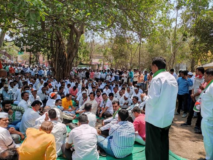 protest against attack on sharad pawars house mva activists aggressive baramati | शरद पवारांच्या घरावरील हल्ल्याचा निषेध; बारामतीत मविआचे कार्यकर्ते आक्रमक protest against attack on sharad pawars house mva activists aggressive baramati | शरद पवारांच्या घरावरील हल्ल्याचा निषेध; बारामतीत मविआचे कार्यकर्ते आक्रमक