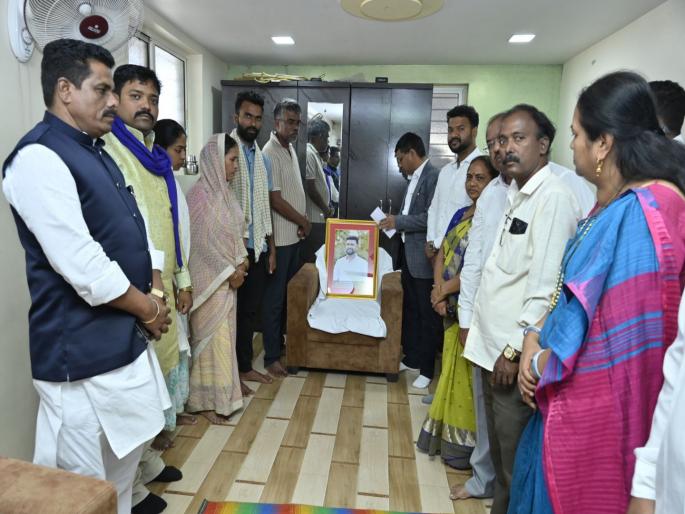 Maharashtra State Commission for Scheduled Castes and Tribes takes serious note of Vikram Gaikwad's murder in Bhor | भोर येथील विक्रम गायकवाडच्या हत्येची महाराष्ट्र राज्य अनुसूचित जाती जमाती आयोगाकडून गंभीर दखल Maharashtra State Commission for Scheduled Castes and Tribes takes serious note of Vikram Gaikwad's murder in Bhor | भोर येथील विक्रम गायकवाडच्या हत्येची महाराष्ट्र राज्य अनुसूचित जाती जमाती आयोगाकडून गंभीर दखल