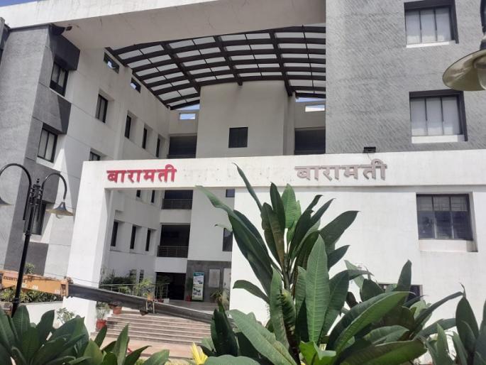 ajit pawar baramati nagar parishad name plate colour | अक्षरांचा रंग उडाल्याचं पाहून अजित पवारांचा पारा चढला; दोन तासांचा वेळ देत अधिकाऱ्यांना लावलं कामाला! ajit pawar baramati nagar parishad name plate colour | अक्षरांचा रंग उडाल्याचं पाहून अजित पवारांचा पारा चढला; दोन तासांचा वेळ देत अधिकाऱ्यांना लावलं कामाला!