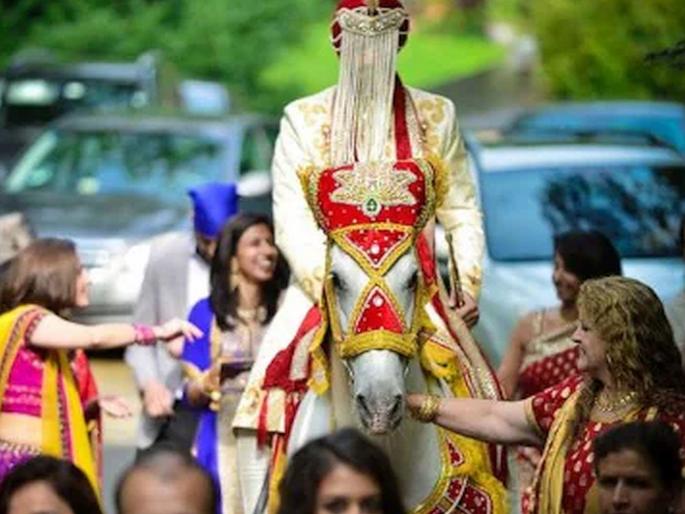 trending Story The groom's sister-in-law reached the bride's house before reaching the bridegroom; says, he is my husband... | वरात पोहोचण्यापूर्वीच नवरदेवाची वहिनी नवरीच्या घरी पोहोचली; सांगते कशी, तो माझा पती आहे... trending Story The groom's sister-in-law reached the bride's house before reaching the bridegroom; says, he is my husband... | वरात पोहोचण्यापूर्वीच नवरदेवाची वहिनी नवरीच्या घरी पोहोचली; सांगते कशी, तो माझा पती आहे...