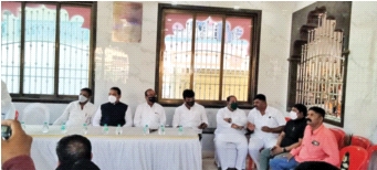 Farmers will hold a meeting with the Chief Minister regarding 'Naina' | 'नैना'बाबत शेतकऱ्यांची मुख्यमंत्र्यांसोबत बैठक घेणार Farmers will hold a meeting with the Chief Minister regarding 'Naina' | 'नैना'बाबत शेतकऱ्यांची मुख्यमंत्र्यांसोबत बैठक घेणार