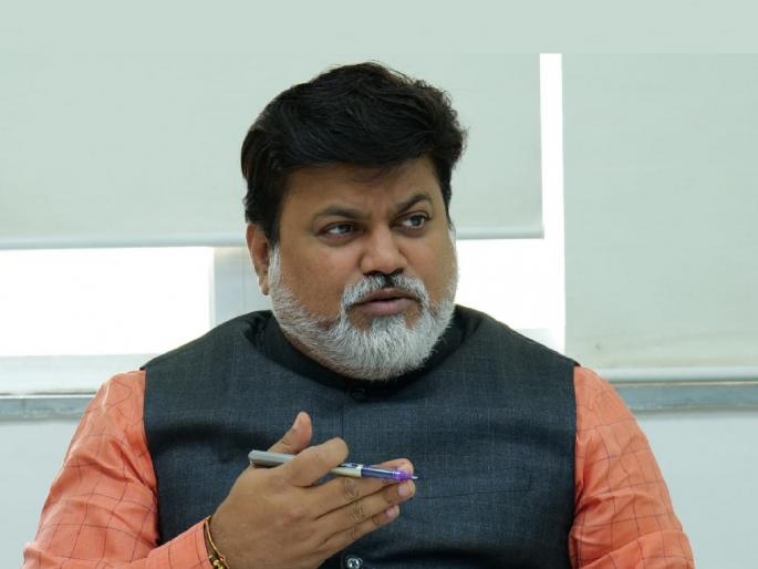 shiv sena shinde group uday samant reaction about stone pelting on vehicle while campaigning for lok sabha election 2024 | “माझ्या वाहनावर कोणी हल्ला केला याची कल्पना नाही, पोलीस योग्य तपास करतील”: उदय सामंत shiv sena shinde group uday samant reaction about stone pelting on vehicle while campaigning for lok sabha election 2024 | “माझ्या वाहनावर कोणी हल्ला केला याची कल्पना नाही, पोलीस योग्य तपास करतील”: उदय सामंत