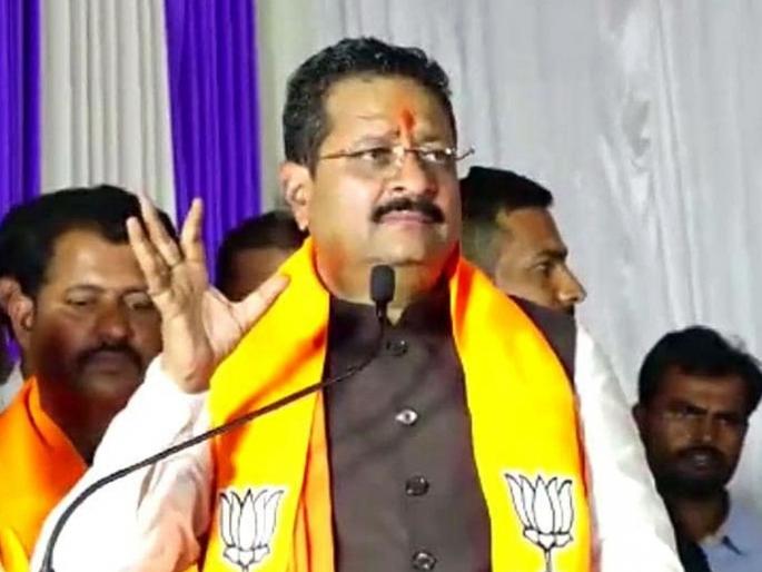 First action in recent times; BJP expels MLA Basangowda Patil Yatnal for Six years, coments on Ranya Rao | हल्लीच्या काळातील पहिलीच कारवाई; भाजपने आमदार बसनगौडा पाटलांची केली हकालपट्टी First action in recent times; BJP expels MLA Basangowda Patil Yatnal for Six years, coments on Ranya Rao | हल्लीच्या काळातील पहिलीच कारवाई; भाजपने आमदार बसनगौडा पाटलांची केली हकालपट्टी