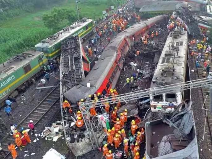 40 dead bodies in Odisha train accident not even scratched; What caused the death? overhead wire electroluction | ओडिशा ट्रेन अपघातातील ४० मृतदेहांवर साधे ओरखडेही नाहीत; कशामुळे झाला मृत्यू? 40 dead bodies in Odisha train accident not even scratched; What caused the death? overhead wire electroluction | ओडिशा ट्रेन अपघातातील ४० मृतदेहांवर साधे ओरखडेही नाहीत; कशामुळे झाला मृत्यू?