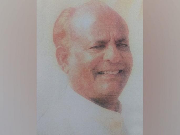 Vithabai Narayangaonkar Lifetime Achievement Award Bashir Kamroodin Momin | तमाशासम्राज्ञी विठाबाई नारायणगावकर जीवनगौरव पुरस्कार बशीर कमरोद्दिन मोमीन यांना घोषित Vithabai Narayangaonkar Lifetime Achievement Award Bashir Kamroodin Momin | तमाशासम्राज्ञी विठाबाई नारायणगावकर जीवनगौरव पुरस्कार बशीर कमरोद्दिन मोमीन यांना घोषित