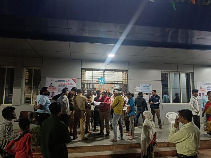 clash between two armed gangs in Wardha; cases filed against ten people, one arrested | वर्चस्ववादातून ‘रामनगरा’त फोफावतोय ‘गुंडाराज’; दोन सशस्त्र टोळ्या आमने-सामने clash between two armed gangs in Wardha; cases filed against ten people, one arrested | वर्चस्ववादातून ‘रामनगरा’त फोफावतोय ‘गुंडाराज’; दोन सशस्त्र टोळ्या आमने-सामने