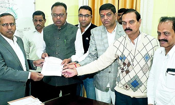 Take a quick survey of rains, hailstorm in Nagpur district | नागपूर जिल्ह्यातील अवकाळी पाऊस, गारपीटचे त्वरित सर्वेक्षण करा 