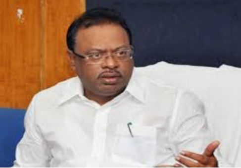 Increased corona crisis due to inconsistent policy of the administration | प्रशासनाच्या विसंगत धोरणामुळे कोरोना संकटात वाढ Increased corona crisis due to inconsistent policy of the administration | प्रशासनाच्या विसंगत धोरणामुळे कोरोना संकटात वाढ