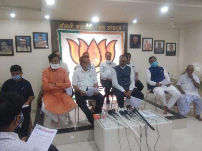 The state government emptied the coffers | राज्य सरकारने तिजोऱ्या रिकाम्या केल्या The state government emptied the coffers | राज्य सरकारने तिजोऱ्या रिकाम्या केल्या