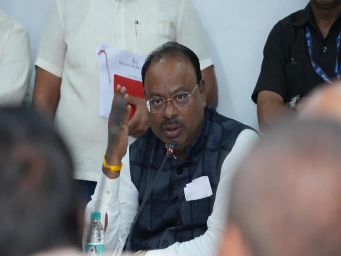 Prepare a preliminary report on the damage caused by unseasonal rains seriously; Bawankule's instructions | अवकाळी पावसामुळे झालेल्या नुकसानीचे प्राथमिक अहवाल गंभीरतेने तयार करा; बावनकुळेंचे निर्देश Prepare a preliminary report on the damage caused by unseasonal rains seriously; Bawankule's instructions | अवकाळी पावसामुळे झालेल्या नुकसानीचे प्राथमिक अहवाल गंभीरतेने तयार करा; बावनकुळेंचे निर्देश