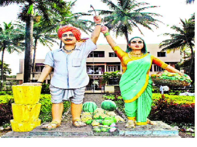 Roll out of non-barrels of wheat: - 'Reduce Regulation': | आवाराबाहेरील शेतीमाल विक्रीस पायबंद - :‘नियमन रद्द’चा वटहुकूमच निकाली Roll out of non-barrels of wheat: - 'Reduce Regulation': | आवाराबाहेरील शेतीमाल विक्रीस पायबंद - :‘नियमन रद्द’चा वटहुकूमच निकाली