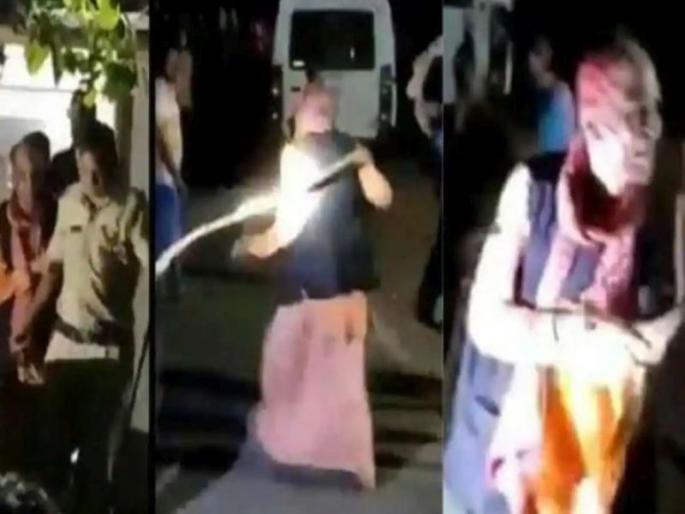 Palghar murder case to be probed by CBI; Order of Affidavit to Government of Maharashtra | पालघर हत्याकांडप्रकरणी सीबीआय चौकशी होणार; महाराष्ट्र सरकारला प्रतिज्ञापत्राचे आदेश Palghar murder case to be probed by CBI; Order of Affidavit to Government of Maharashtra | पालघर हत्याकांडप्रकरणी सीबीआय चौकशी होणार; महाराष्ट्र सरकारला प्रतिज्ञापत्राचे आदेश