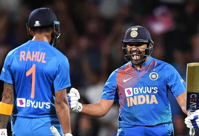 India will now win in England, Australia; BCCI will spend Rs 500 crore rupees | इंग्लंड, ऑस्ट्रेलियामध्येही आता भारत जिंकणार; बीसीसीआय ५०० कोटी खर्च करणार