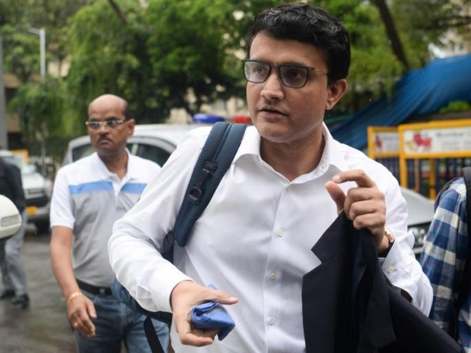 The shocking thing in the dressing room directly reaches to BCCI President Sourav Ganguly | ड्रेसिंग रुममधली 'ती' धक्कादायक गोष्ट थेट बीसीसीआयचे अध्यक्ष सौरव गांगुलीपर्यंत पोहोचली
