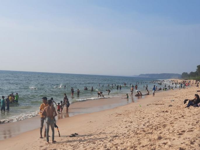 Fear of corona waves reduced tourists, hitting the hotel business | कोरोना लाटेच्या भीतीने पर्यटक घटले, हॉटेल व्यवसायाला फटका Fear of corona waves reduced tourists, hitting the hotel business | कोरोना लाटेच्या भीतीने पर्यटक घटले, हॉटेल व्यवसायाला फटका