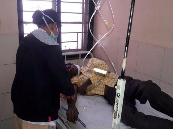 Amravati: The buffaloes saved the owner's life, the animal husbandry serious in the beel attack | अमरावती : म्हशींनी वाचविले मालकाचे प्राण, अस्वलाच्या हल्ल्यात पशुपालक गंभीर Amravati: The buffaloes saved the owner's life, the animal husbandry serious in the beel attack | अमरावती : म्हशींनी वाचविले मालकाचे प्राण, अस्वलाच्या हल्ल्यात पशुपालक गंभीर