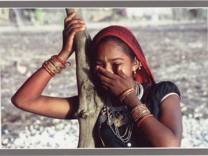 Adivasi girls have the right to claim share in the ancestral property | आदिवासी मुलींना वडिलोपार्जित मालमत्तेत वाटा मागण्याचा अधिकार Adivasi girls have the right to claim share in the ancestral property | आदिवासी मुलींना वडिलोपार्जित मालमत्तेत वाटा मागण्याचा अधिकार