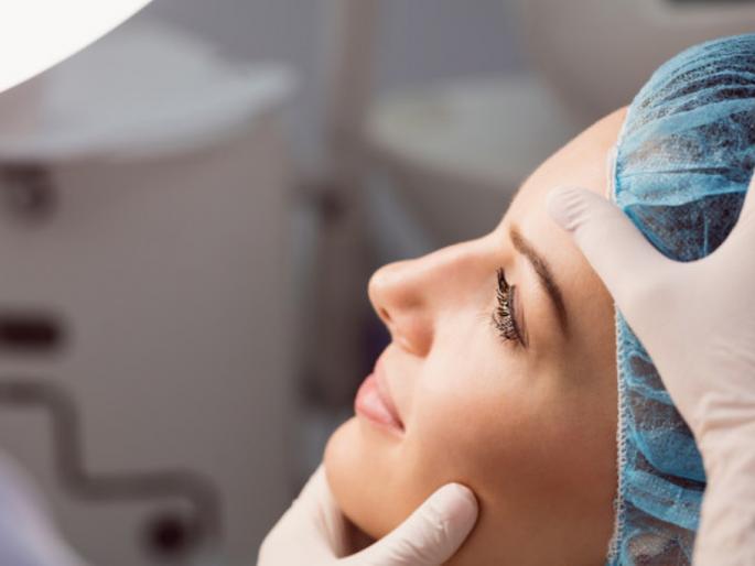 thinking of makeover, going for beauty surgery, be alert | ब्युटी सर्जरी करुन मेकओव्हर करायचं ठरवताय? पण खबरदारी काय घ्याल?
