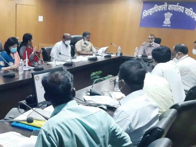 The District Collector reviewed the 'Save Daughter, Educate Daughter Campaign' | जिल्हाधिकाऱ्यांनी घेतला ‘बेटी बचाओ, बेटी पढाओ अभियान’चा आढावा The District Collector reviewed the 'Save Daughter, Educate Daughter Campaign' | जिल्हाधिकाऱ्यांनी घेतला ‘बेटी बचाओ, बेटी पढाओ अभियान’चा आढावा