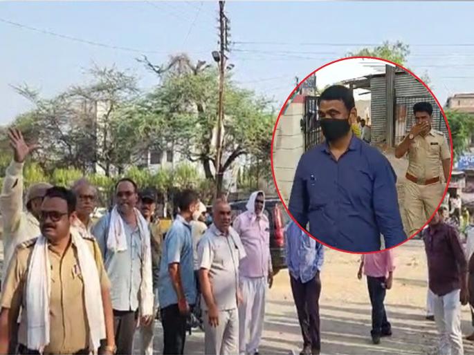 Bribery Haribhau Khade, Murdabad! The depositors raised slogans at the gate of the court itself | लाचखोर हरिभाऊ खाडे, मुर्दाबाद! ठेविदारांची कोर्टाच्या गेटवरच घोषणाबाजी Bribery Haribhau Khade, Murdabad! The depositors raised slogans at the gate of the court itself | लाचखोर हरिभाऊ खाडे, मुर्दाबाद! ठेविदारांची कोर्टाच्या गेटवरच घोषणाबाजी