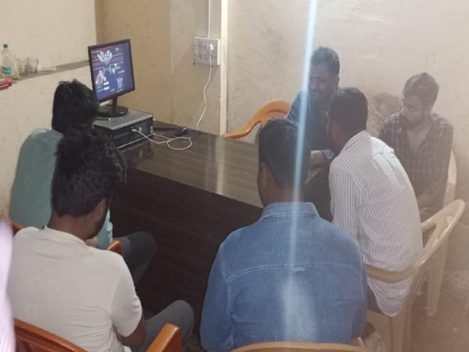 'Khel wahi fir aaj tu khela...'; Second raid of SP squad at same gambling Adda in Beed | 'खेल वही फिर आज तू खेला....'; एकाच जुगार अड्ड्यावर एसपी पथकाचा दुसऱ्यांदा छापा 'Khel wahi fir aaj tu khela...'; Second raid of SP squad at same gambling Adda in Beed | 'खेल वही फिर आज तू खेला....'; एकाच जुगार अड्ड्यावर एसपी पथकाचा दुसऱ्यांदा छापा