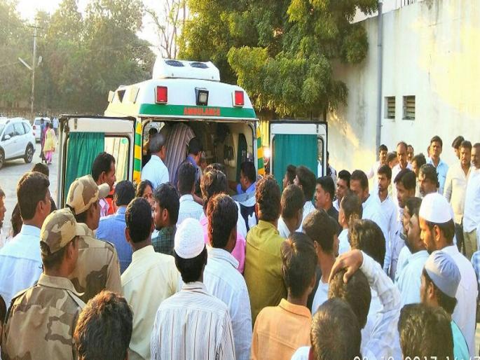 9 workers were burnt down in the Vaidyanath sugar factory in Pangari due to sugarcane juice tank was brust | पांगरीच्या वैद्यनाथ साखर कारखान्यात उसाच्या रसाची टाकी फुटल्याने ९ कामगार भाजले