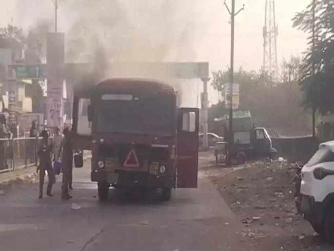 237 communal crimes reported in Beed in 11 months | बीडमध्ये वैयक्तिक वादाला जातीय रंग; हे सगळं घडवतंय तरी कोण ? 237 communal crimes reported in Beed in 11 months | बीडमध्ये वैयक्तिक वादाला जातीय रंग; हे सगळं घडवतंय तरी कोण ?