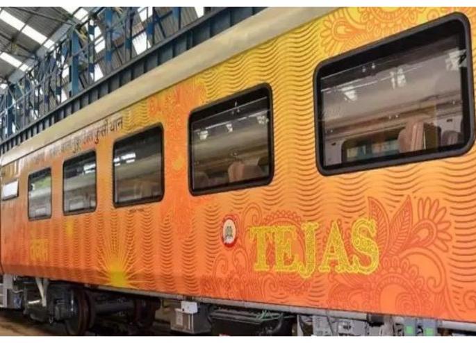1 lakh free insurance in 'Tejas'; Decision on Delhi-Lucknow train | ‘तेजस’मध्ये २५ लाखांचा नि:शुल्क विमा; दिल्ली-लखनौ गाडीबाबत निर्णय 1 lakh free insurance in 'Tejas'; Decision on Delhi-Lucknow train | ‘तेजस’मध्ये २५ लाखांचा नि:शुल्क विमा; दिल्ली-लखनौ गाडीबाबत निर्णय