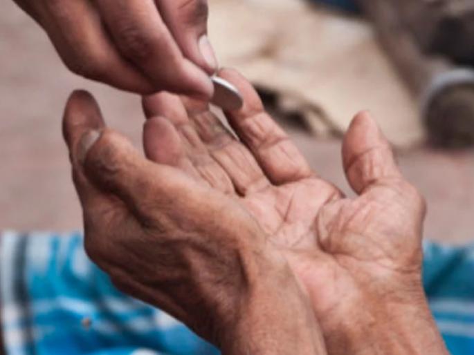 A break in Thursday's beggars' village tour in Chhatrapati Sambhajinagar; What is the reason? | छत्रपती संभाजीनगरकरांनी एक सवय बदलली अन् गुरुवारच्या भिकाऱ्यांच्या फेरीला ब्रेक लागला A break in Thursday's beggars' village tour in Chhatrapati Sambhajinagar; What is the reason? | छत्रपती संभाजीनगरकरांनी एक सवय बदलली अन् गुरुवारच्या भिकाऱ्यांच्या फेरीला ब्रेक लागला