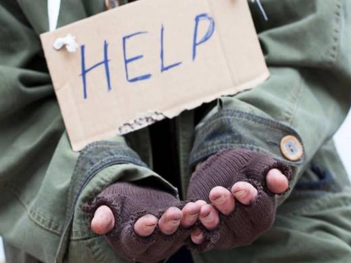 In these countries begging is crime under law | 'या' देशांमध्ये भीक पडतं महागात, मिळते ही शिक्षा! In these countries begging is crime under law | 'या' देशांमध्ये भीक पडतं महागात, मिळते ही शिक्षा!