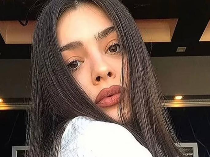 Young pregnant woman dies in a factory when her hair gets entangled in a machine | नोकरीसाठी मुलाखतीला गेलेल्या गर्भवती महिलेचा मृत्यू; कारण ऐकून हादरून जाल Young pregnant woman dies in a factory when her hair gets entangled in a machine | नोकरीसाठी मुलाखतीला गेलेल्या गर्भवती महिलेचा मृत्यू; कारण ऐकून हादरून जाल