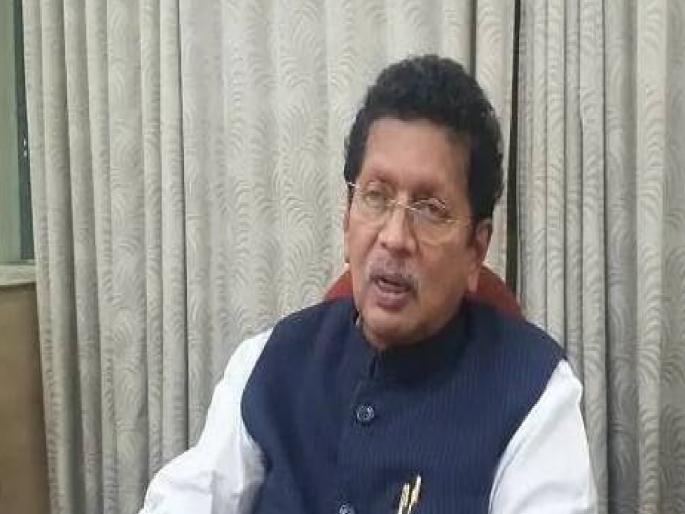 School Education Minister Deepak Kesarkar immediately left for Belgaum | शालेय शिक्षणमंत्री दीपक केसरकर तातडीने बेळगावला रवाना School Education Minister Deepak Kesarkar immediately left for Belgaum | शालेय शिक्षणमंत्री दीपक केसरकर तातडीने बेळगावला रवाना