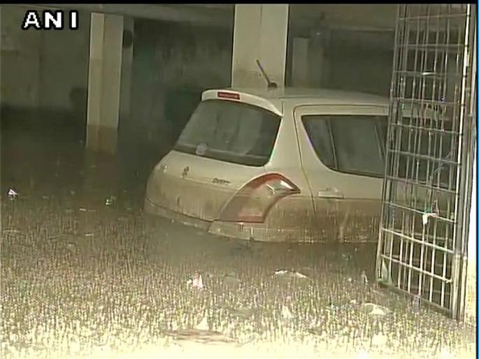 Highest rainfall after 127 years in Bangalore | बंगळुरूत 127 वर्षानंतर सर्वाधिक पावसाची नोंद