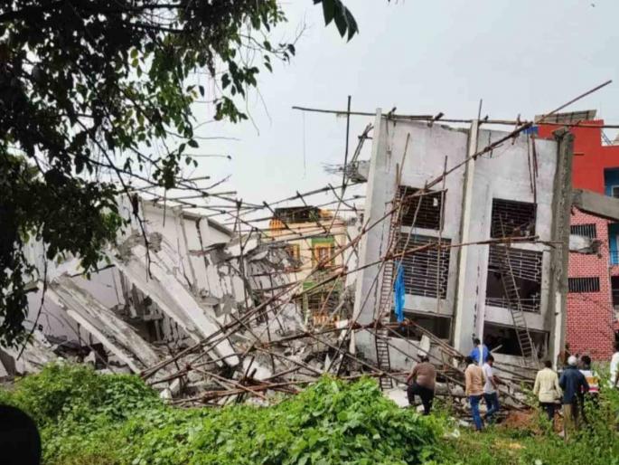 Heavy rain wreaks havoc in Bangalore, building under construction collapsed, fear of trapped laborers | मुसळधार पावसाचा बंगळुरूमध्ये कहर, बांधकाम सुरू असलेली इमारत कोसळली, मजूर अडकल्याची भीती Heavy rain wreaks havoc in Bangalore, building under construction collapsed, fear of trapped laborers | मुसळधार पावसाचा बंगळुरूमध्ये कहर, बांधकाम सुरू असलेली इमारत कोसळली, मजूर अडकल्याची भीती