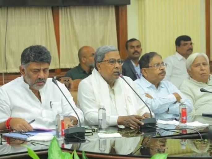 Bomb threat email to Karnataka Chief Minister | 'बंगळुरूला बॉम्बने उडवून देऊ', कर्नाटकच्या मुख्यमंत्र्यांसह कॅबिनेट मंत्र्यांना धमकीचा ईमेल Bomb threat email to Karnataka Chief Minister | 'बंगळुरूला बॉम्बने उडवून देऊ', कर्नाटकच्या मुख्यमंत्र्यांसह कॅबिनेट मंत्र्यांना धमकीचा ईमेल
