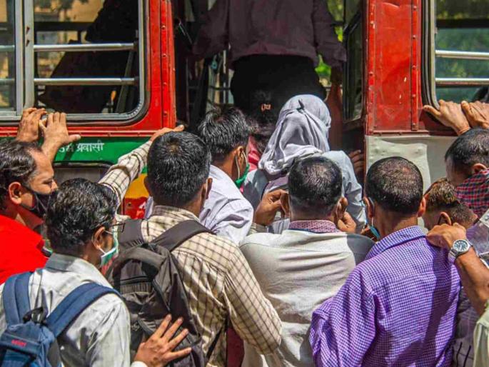 There is only one BEST bus for every 1134 passengers in Mumbai | मुंबईत १,१३४ प्रवाशांमागे बेस्टची केवळ एक बस! आतातरी बसेस वाढवणार का?