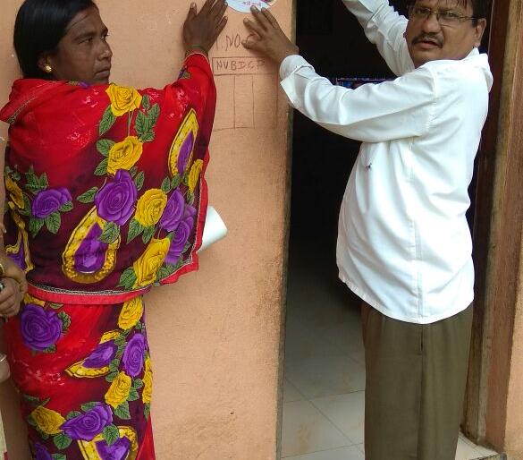 Public awareness about 'Beti Bachao-Beti Padhao' in Washim district! | वाशिम जिल्ह्यात ‘बेटी बचाओ-बेटी पढाओ’संदर्भात जनजागृती ! Public awareness about 'Beti Bachao-Beti Padhao' in Washim district! | वाशिम जिल्ह्यात ‘बेटी बचाओ-बेटी पढाओ’संदर्भात जनजागृती !