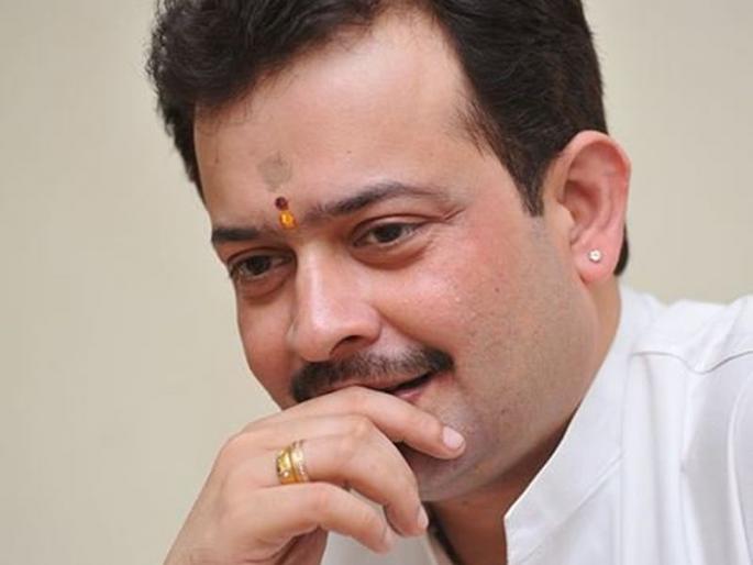 Spiritual leader Bhayyuji Maharaj allegedly shoots himself admitted to Bombay hospital | धक्कादायक! भय्यूजी महाराजांची आत्महत्या; स्वत:वर गोळी झाडून संपवलं जीवन Spiritual leader Bhayyuji Maharaj allegedly shoots himself admitted to Bombay hospital | धक्कादायक! भय्यूजी महाराजांची आत्महत्या; स्वत:वर गोळी झाडून संपवलं जीवन