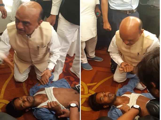 The cameraman collapsed as the interview began; The Union Minister Bhagwat Karad rushed to the spot and saved his life | केंद्रीयमंत्री पुन्हा देवदूतासारखे धावले; मुलाखत सुरू असताना कोसळलेल्या कॅमेरामनचे वाचले प्राण The cameraman collapsed as the interview began; The Union Minister Bhagwat Karad rushed to the spot and saved his life | केंद्रीयमंत्री पुन्हा देवदूतासारखे धावले; मुलाखत सुरू असताना कोसळलेल्या कॅमेरामनचे वाचले प्राण