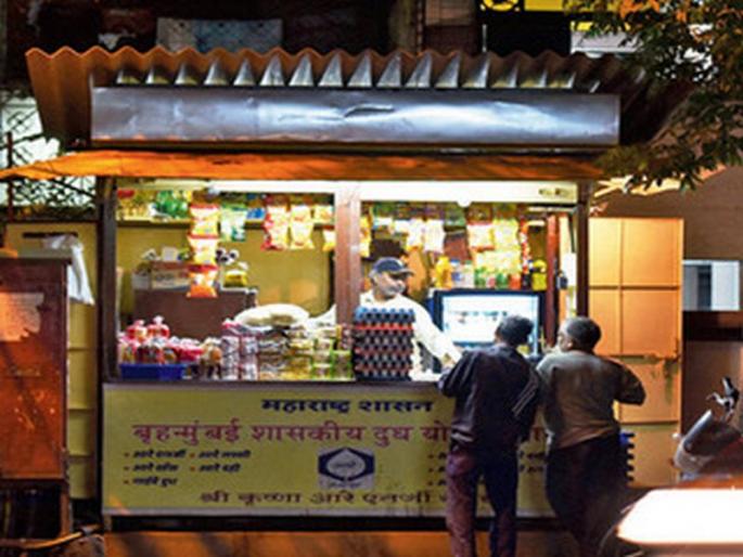 Do not take action at Aarey Milk Centers in Mira-Bhairinder city; Dairy commissioner's order to municipal | मीरा-भार्इंदर शहरातील आरे दूध केंद्रांवर कारवाई करू नका; दुग्धव्यवसाय आयुक्तांचा पालिकेला आदेश Do not take action at Aarey Milk Centers in Mira-Bhairinder city; Dairy commissioner's order to municipal | मीरा-भार्इंदर शहरातील आरे दूध केंद्रांवर कारवाई करू नका; दुग्धव्यवसाय आयुक्तांचा पालिकेला आदेश