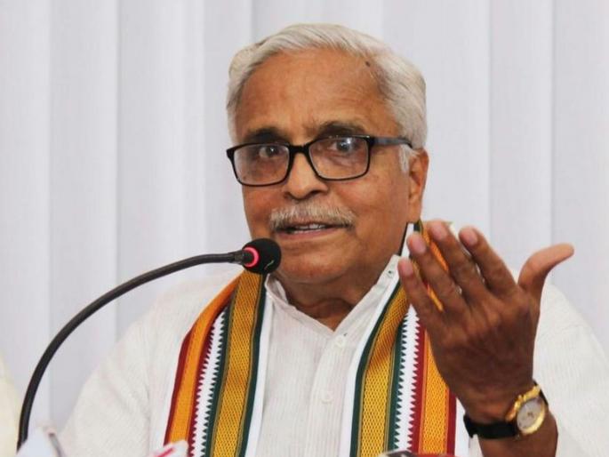 Sometimes violence is necessary to protect non-violence, says Rashtriya Swayamsevak Sangh leader Bhaiyaji Joshi | अहिंसेच्या रक्षणासाठी कधी कधी हिंसा गरजेची, रा. स्व. संघाचे नेते भय्याजी जोशी यांचे विधान