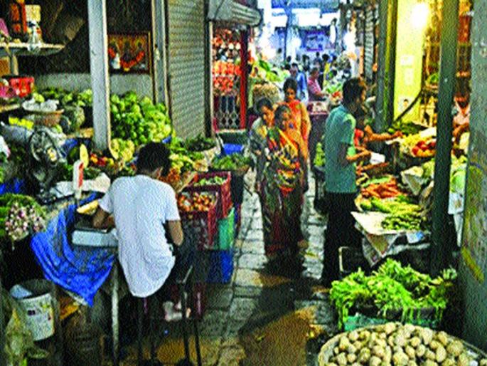 Duty of municipal plots doubled, 10% increase every year; Increased after 21 years | पालिका मंडईतील गाळ्यांचे भाडे दुप्पट, दरवर्षी १० टक्के वाढ; तब्बल २१ वर्षांनंतर झाली वाढ Duty of municipal plots doubled, 10% increase every year; Increased after 21 years | पालिका मंडईतील गाळ्यांचे भाडे दुप्पट, दरवर्षी १० टक्के वाढ; तब्बल २१ वर्षांनंतर झाली वाढ